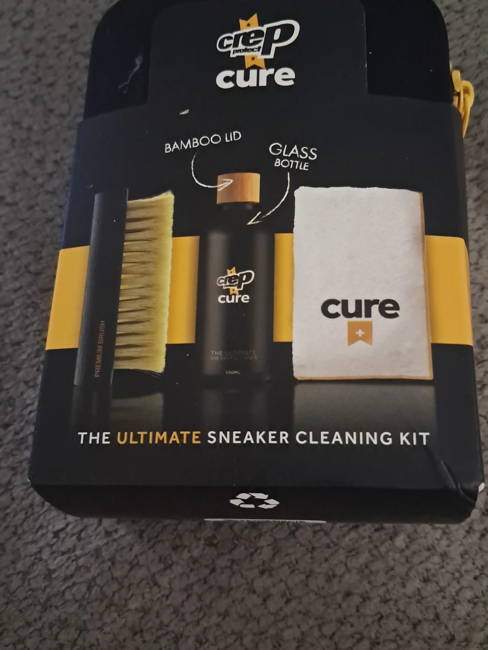 New Sneaker Cleaning Kit - Black and Yellow